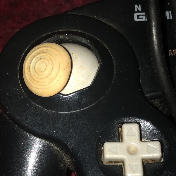 Broken Nintendo game cube controller can be fixed or used for parts - Picture 3 of 6